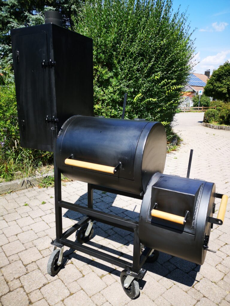 Selbst gebauter Smoker-Grill